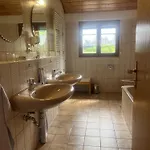 Breighof Inn