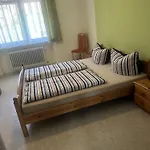 Breighof بيت ريفي *